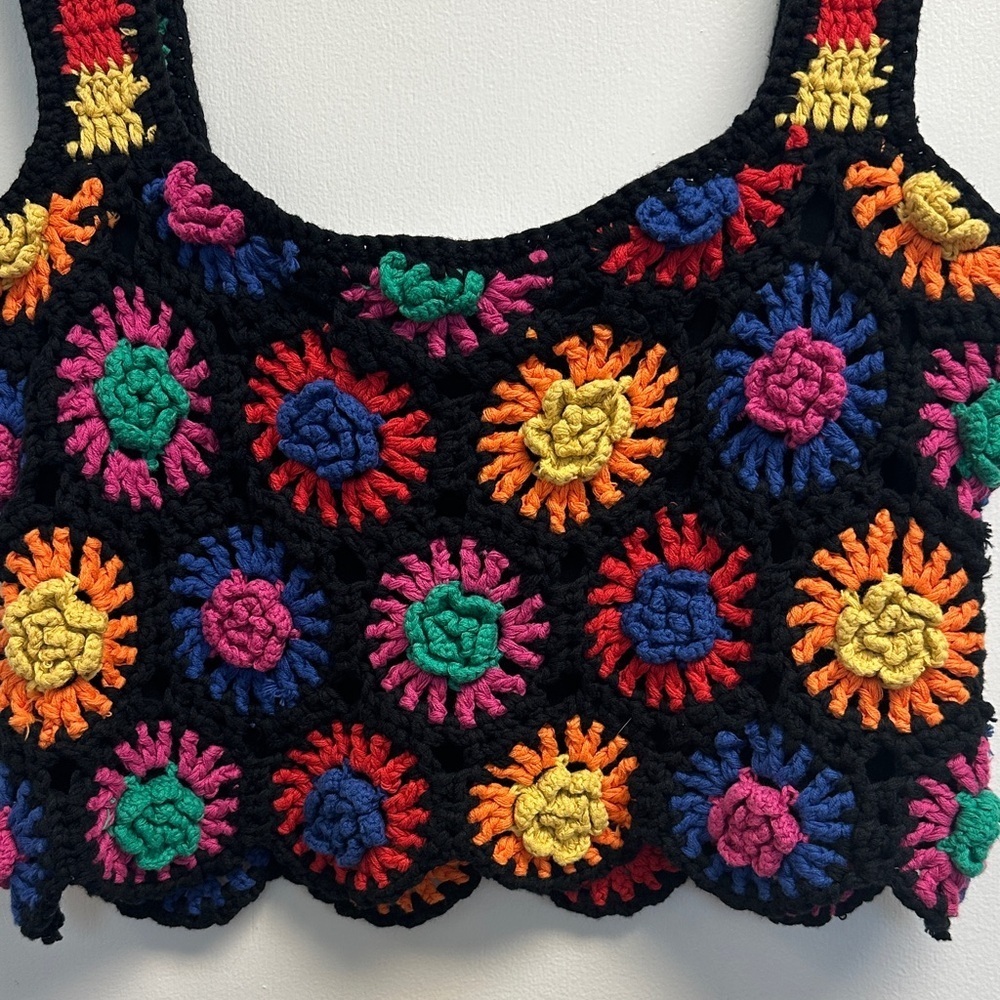 Farm rio Colorful Crochet floral multicolored Tank Top - Picture 2 of 5